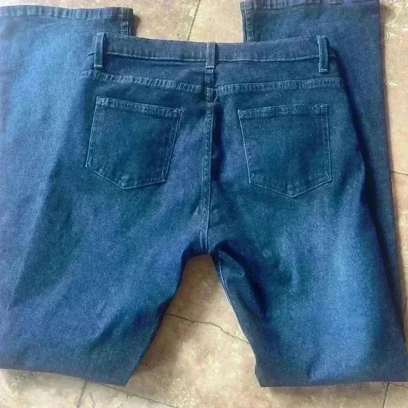 SOLD DKNY ladies jeans size 7 boot cut high rise excellence condition - Picture 2 of 8